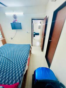 Bedroom Image of 699 Sq.ft 2 BHK Apartment / Flat for rent in Royal Oasis, Malad West Mumbai for Rs. 60000