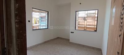 Bedroom Image of 940 Sq.ft 2 BHK Apartment / Flat for sale in Dhakuria Kolkata for Rs. 5500000
