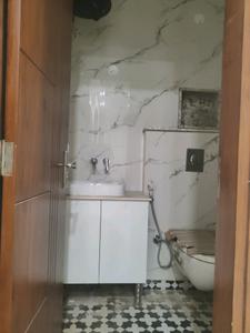 Common Bathroom Image of 1845 Sq.ft 3 BHK Builder Floor for sale in Greenfields Premium Builder Floors, Green Field Colony Faridabad for Rs. 15700000