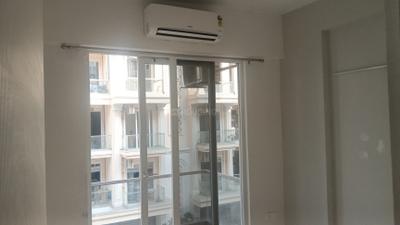 Bedroom Image of 1205 Sq.ft 3 BHK Builder Floor for rent in Signature Global City 92, Sector 92 Gurgaon for Rs. 28000