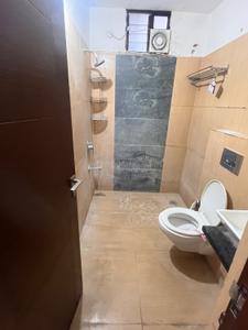 Bathroom Image of 2005 Sq.ft 3 BHK Apartment / Flat for rent in Sakar Elite Apex, Mahalakshmi Nagar Indore for Rs. 38000
