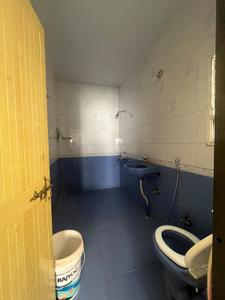 Bathroom Image of 1100 Sq.ft 3 BHK Independent House for rent in Wakad Pune for Rs. 30000