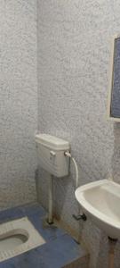 Bathroom Image of 700 Sq.ft 2 BHK Builder Floor for rent in Azad Nagar Gorakhpur for Rs. 13000