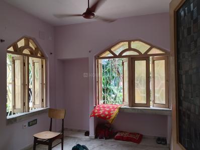 Bedroom Image of 750 Sq.ft 2 BHK Independent House for rent in Salt Lake City Kolkata for Rs. 20000