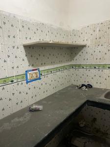 Kitchen Image of 400 Sq.ft 2 BHK Builder Floor for sale in Shalimar Bagh New Delhi for Rs. 3000000