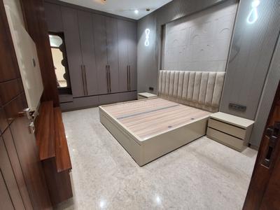 Image of 1000 Sq.ft 2 BHK Apartment / Flat for sale in Priya Apartment, Vikaspuri, New Delhi for Rs. 13000000