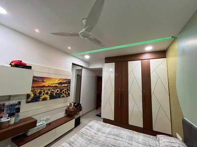 Bedroom Image of 1850 Sq.ft 3 BHK Apartment / Flat for rent in Adani The Meadows, Shantigram Ahmedabad for Rs. 50000