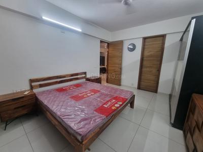 Bedroom Image of 3780 Sq.ft 4 BHK Apartment / Flat for rent in Earth Elegance, Bodakdev Ahmedabad for Rs. 98000
