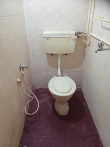 Bathroom Image of 900 Sq.ft 2 BHK Independent House for rent in Mahalakshmi Nagar Pollachi for Rs. 9500