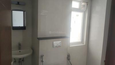 Image of 1433 Sq.ft 2.5 BHK Apartment / Flat for rent in NCC Signature Towers, Sholinganallur, Chennai for Rs. 40000