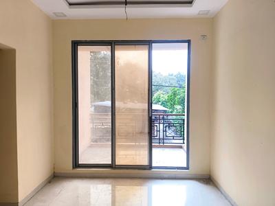 Living Room Image of 690 Sq.ft 1 BHK Apartment / Flat for sale in Vinayak Platina, Dombivli East Thane for Rs. 3750000