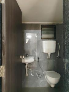 Common Bathroom Image of 870 Sq.ft 2 BHK Apartment / Flat for sale in Sai Jayshree Darshan Apartment, Boisar Mumbai for Rs. 4000000