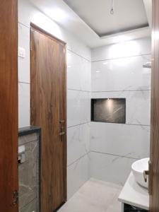 Common Bathroom Image of 1602 Sq.ft 3 BHK Builder Floor for sale in BPTP District 2, Sector 86 Faridabad for Rs. 17500000