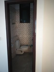 Bathroom Image of 3000 Sq.ft 3 BHK Builder Floor for rent in Sector 51 Noida for Rs. 55000