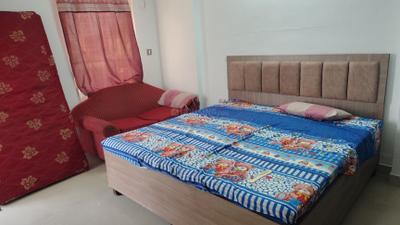 Bedroom Image of 450 Sq.ft 1 BHK Apartment / Flat for rent in ROF Amaltas, Sector 92 Gurgaon for Rs. 20500