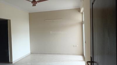 Bedroom Image of 1835 Sq.ft 3.5 BHK Apartment / Flat for sale in Amrapali Silicon City, Sector 76 Noida for Rs. 19700000