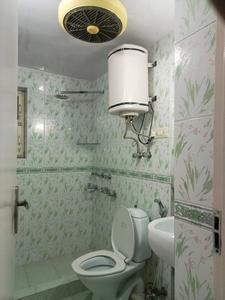 Bedroom One Image of 1800 Sq.ft 3 BHK Apartment / Flat for rent in DDA Sector C Pocket 8, Vasant Kunj New Delhi for Rs. 72000