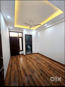 Hall Image of 900 Sq.ft 2 BHK Apartment / Flat for rent in Saraswati Apartment, Mahavir Enclave New Delhi for Rs. 30000