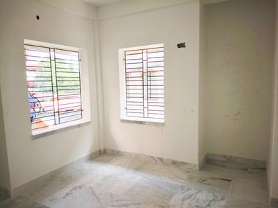Bedroom Image of 805 Sq.ft 2 BHK Apartment / Flat for sale in Paschim Putiary Kolkata for Rs. 3300000