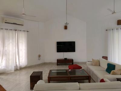 Living Room Image of 5500 Sq.ft 3 BHK Independent House for rent in Injambakkam Chennai for Rs. 200000