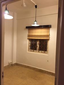 Bedroom Image of 600 Sq.ft 1 BHK Apartment / Flat for rent in Daulat Shirin, Cuffe Parade Mumbai for Rs. 80000