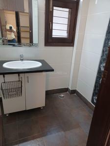 Image of 600 Sq.ft 1 RK Builder Floor for rent in RWA Chittaranjan Park Block B, Chittaranjan Park, New Delhi for Rs. 25000