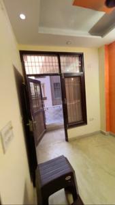 Balcony Image of 510 Sq.ft 1.5 BHK Builder Floor for rent in Krishna Nagar New Delhi for Rs. 12500
