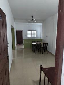 Hall Image of 1000 Sq.ft 2 BHK Apartment / Flat for rent in Erumathala West Aluva for Rs. 20000