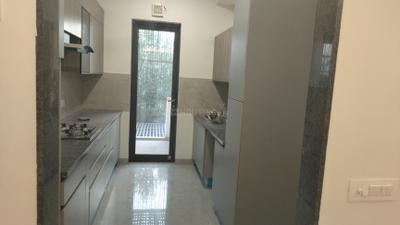 Kitchen Image of 2600 Sq.ft 3 BHK Builder Floor for rent in South City Floors 1, Sector 41 Gurgaon for Rs. 80000