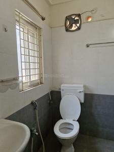 Bathroom Image of 1200 Sq.ft 2 BHK Apartment / Flat for rent in Madhapur Hyderabad for Rs. 32000