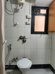 Common Bathroom Image of 825 Sq.ft 2 BHK Apartment / Flat for sale in Kasarvadavali Thane for Rs. 7500000