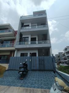 Image of 900 Sq.ft 6 BHK Independent House for sale in Sector 89, Mohali for Rs. 25000000