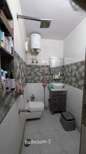 Bathroom Image of 1200 Sq.ft 3 BHK Apartment / Flat for sale in Dilshad Garden New Delhi for Rs. 15000000