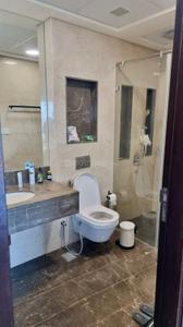 Bathroom Image of 2800 Sq.ft 3.5 BHK Apartment / Flat for rent in Lokhandwala Minerva, Worli Mumbai for Rs. 385000