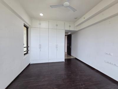 Bedroom Image of 960 Sq.ft 2 BHK Apartment / Flat for rent in Peninsula Ashok Gardens, Parel Mumbai for Rs. 140000