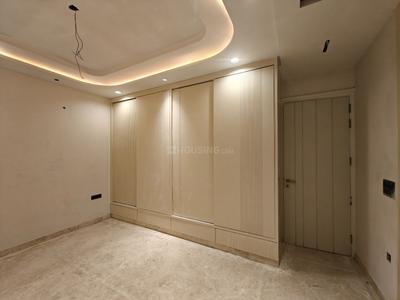 Bedroom Image of 2304 Sq.ft 4 BHK Builder Floor for sale in Model Town New Delhi for Rs. 55000000