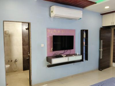Bedroom Image of 1800 Sq.ft 3 BHK Apartment / Flat for rent in Science City Ahmedabad for Rs. 48000
