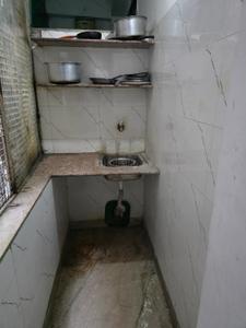 Kitchen Image of 300 Sq.ft 1 RK Apartment / Flat for rent in Sarita Vihar New Delhi for Rs. 20000