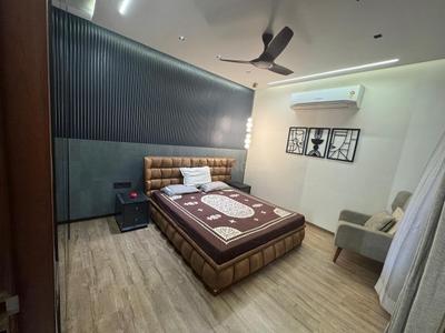 Bedroom Image of 3150 Sq.ft 4 BHK Independent House for rent in Prahlad Nagar Ahmedabad for Rs. 195000