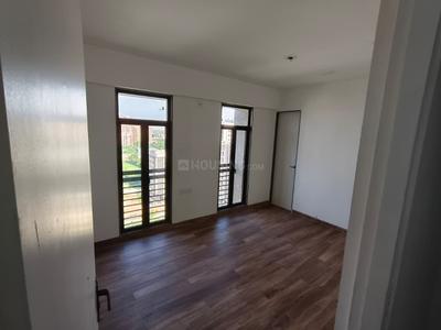 Bedroom Image of 1550 Sq.ft 2 BHK Apartment / Flat for sale in Aaravi 119, Shilaj Ahmedabad for Rs. 8600000