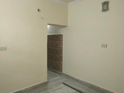 Bedroom Image of 850 Sq.ft 3 BHK Apartment / Flat for sale in Paschim Vihar New Delhi for Rs. 9000000