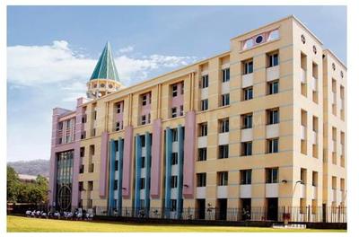 Image of 1800 Sq.ft 3 BHK Apartment / Flat for sale in Hiranandani Empress Hill A B C And D Wings, Powai, Mumbai for Rs. 68000000