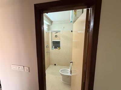 Bathroom Image of 1490 Sq.ft 3 BHK Apartment / Flat for sale in Pasari Indraprastha Apartment, Kaikhali Kolkata for Rs. 9499999