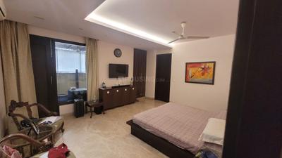 Bedroom Image of 2700 Sq.ft 4 BHK Builder Floor for sale in Sukhdev Vihar New Delhi for Rs. 69500000