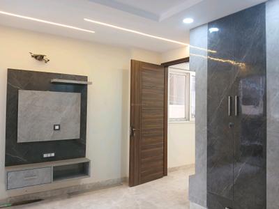 Bedroom Image of 1000 Sq.ft 2 BHK Builder Floor for sale in Ramesh Nagar New Delhi for Rs. 14300000