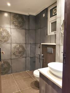 Bedroom One Image of 2550 Sq.ft 4 BHK Builder Floor for sale in Mayfield Garden Luxury Floors, Sector 50 Gurgaon for Rs. 29800000