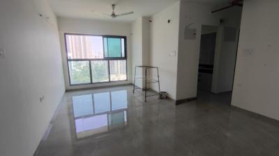Living Room Image of 733 Sq.ft 2 BHK Apartment / Flat for rent in Sheth Irene Wing A Phase 1, Malad West Mumbai for Rs. 62000