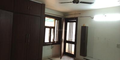 Bedroom Image of 1500 Sq.ft 3 BHK Builder Floor for rent in Bali Nagar New Delhi for Rs. 50000