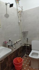 Bathroom Image of 400 Sq.ft 1 RK Independent House for rent in Akshayanagar Bengaluru for Rs. 16000