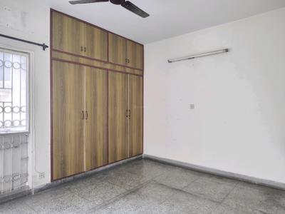 Bedroom Image of 1150 Sq.ft 2 BHK Apartment / Flat for rent in DDA Flats Vasant Kunj, Vasant Kunj New Delhi for Rs. 54000